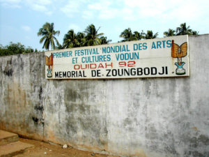 El festival se celebra en la ciudad costera de Ouidah, a unos 40 kilómetros de la capital /      Brian Kelley