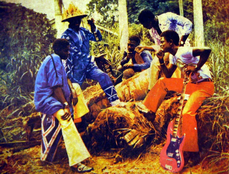 El grupo ghanés de música highlife Yamoah´s Guitar Band.