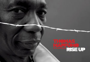 Portada del disco 'Rise up', de Thomas Mapfumo