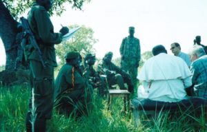 Rodríguez Soto, reunido con el Ejército de Resistencia del Señor, organización liderada por Joseph Kony, en Uganda