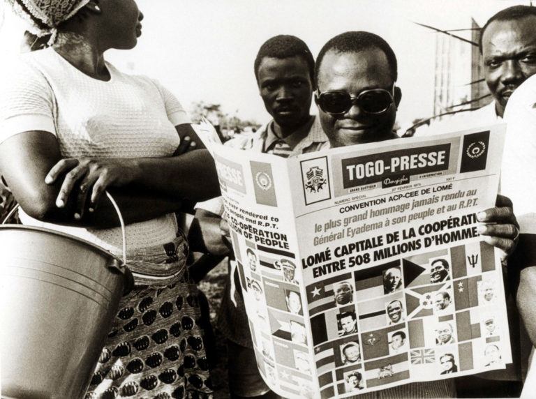 La Convención de Lomé continúo renovándose, pero fue progresivamente asociada a una concepción anticuada del desarrollo (© Comunidades Europeas, 1975)