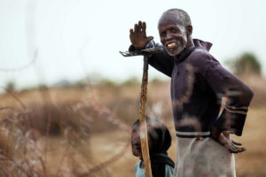 "Si se quiere erradicar la pobreza para 2030, será crucial garantizar que los más pobres de cada sociedad se beneficien del crecimiento" (Imagen | Albert González/UNAMID)