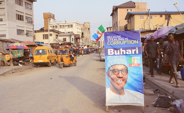 Buhari ha convencido a muchos nigerianos que tienen la esperanza de acabar con la corrupción y la insurgencia islamista.