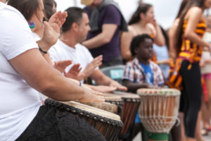 El próximo 6 de junio, celebraremos «África Vive» en Las Palmas de Gran Canaria, una fiesta dirigida a todos los públicos para celebrar que África y España están cada vez más cerca
