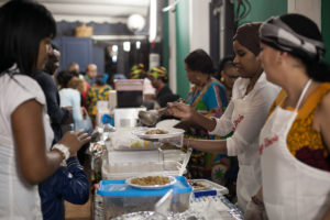 El Rincón Gastronómico Africano permanecerá abierto el viernes, de 21 a 01 horas, y el sábado, de 13 a 18 horas. 