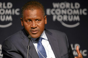 Aliko Dangote, el hombre más rico de África, realiza una tarea fundamental de filantropía en el continente. Imagen: Jolanda Flubacher