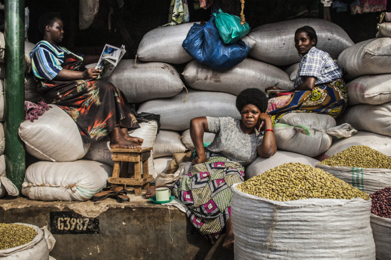 Foto de Quico García: Workers Owino Market (Kampala, Uganda)