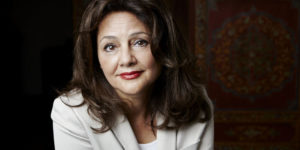 Fawzia Zouari, escritora tunecina premiada este año (foto: Le Monde)
