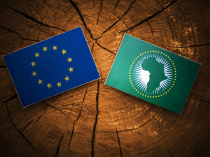 "Quizás ha llegado el momento de que la humanidad reflexione sobre sus vanidades y limitaciones para repensar la civilización universal",dijo  Moussa Faki Mahamat, presidente de la Comisión de la Unión Africana en su comunicado para conmemorar el Día de África.