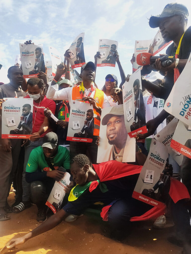 Manifestación a favor de Sonko en Dakar. Imagen de Marta Hidalgo