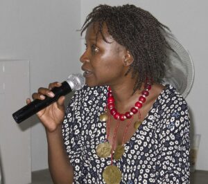 Koyo Kouoh. Imagen: Wikimedia Commons